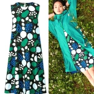 NWT Marimekko Sleeveless A Line Cotton Dress Black Fruit Motif. With pockets